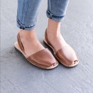 PONS Avarcus Classic Style Brown